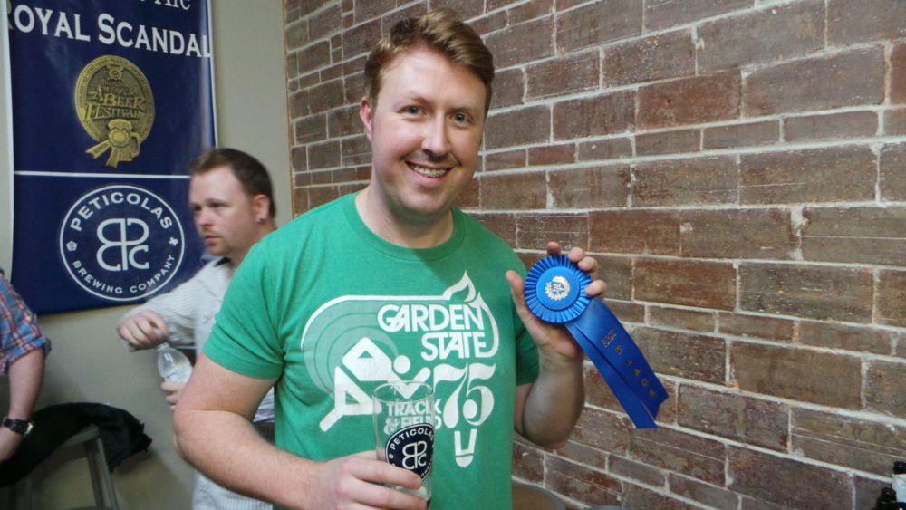 Winner Chad Roberts proudly displays his blue ribbon!