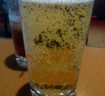 Afbeeldingsresultaat voor beer glass bubbles side