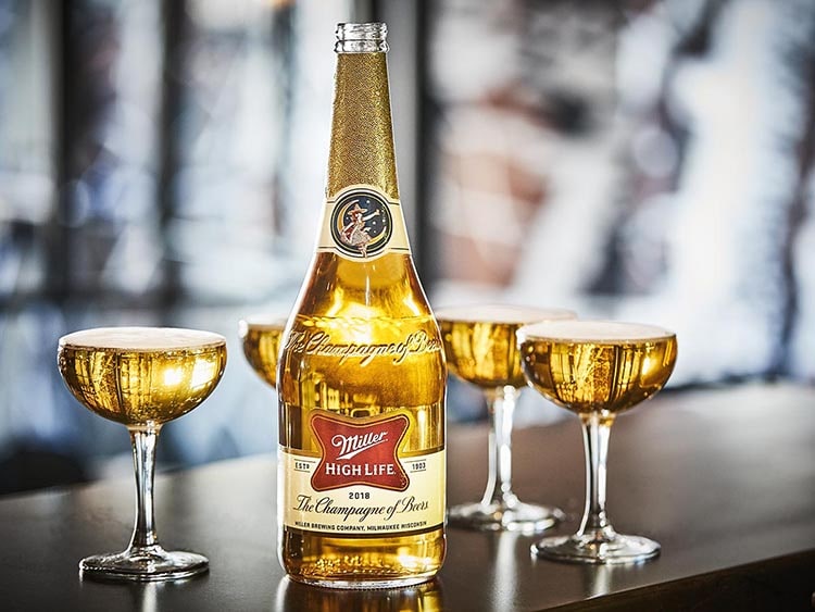 miller, Miller High Life Goes Big and Retro For The Holidays