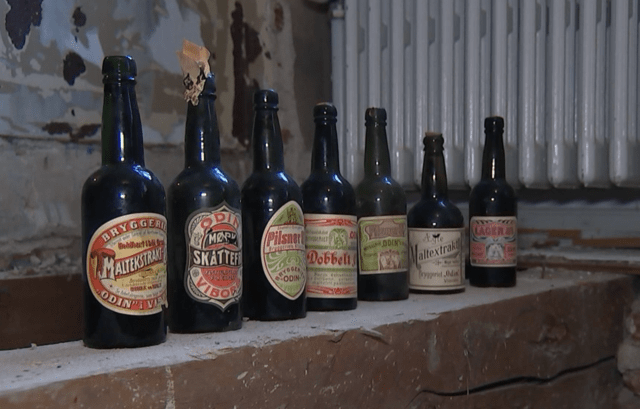 beer, Seven Bottles Of 113-Year-Old Beer Found Under Floorboards