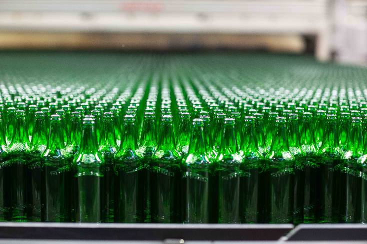 , Molson Coors Debuts Low Carbon Beer Bottles In UK
