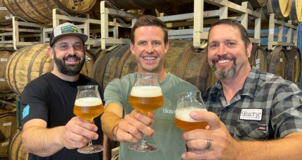, Beer News: Oregon Brewery Named “Brewery Of The Year” / More Trump Beers